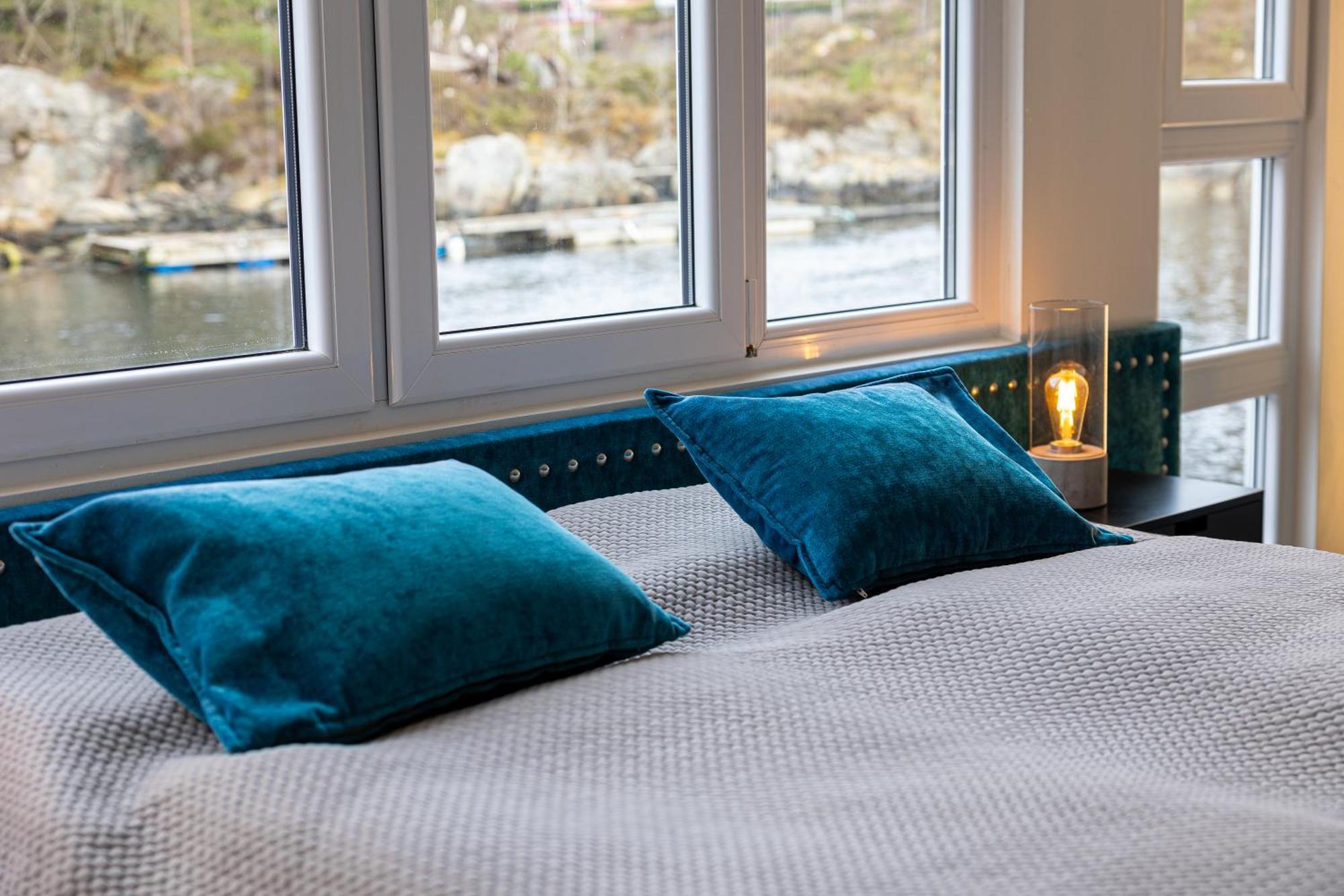 Botel Floating House Bergen