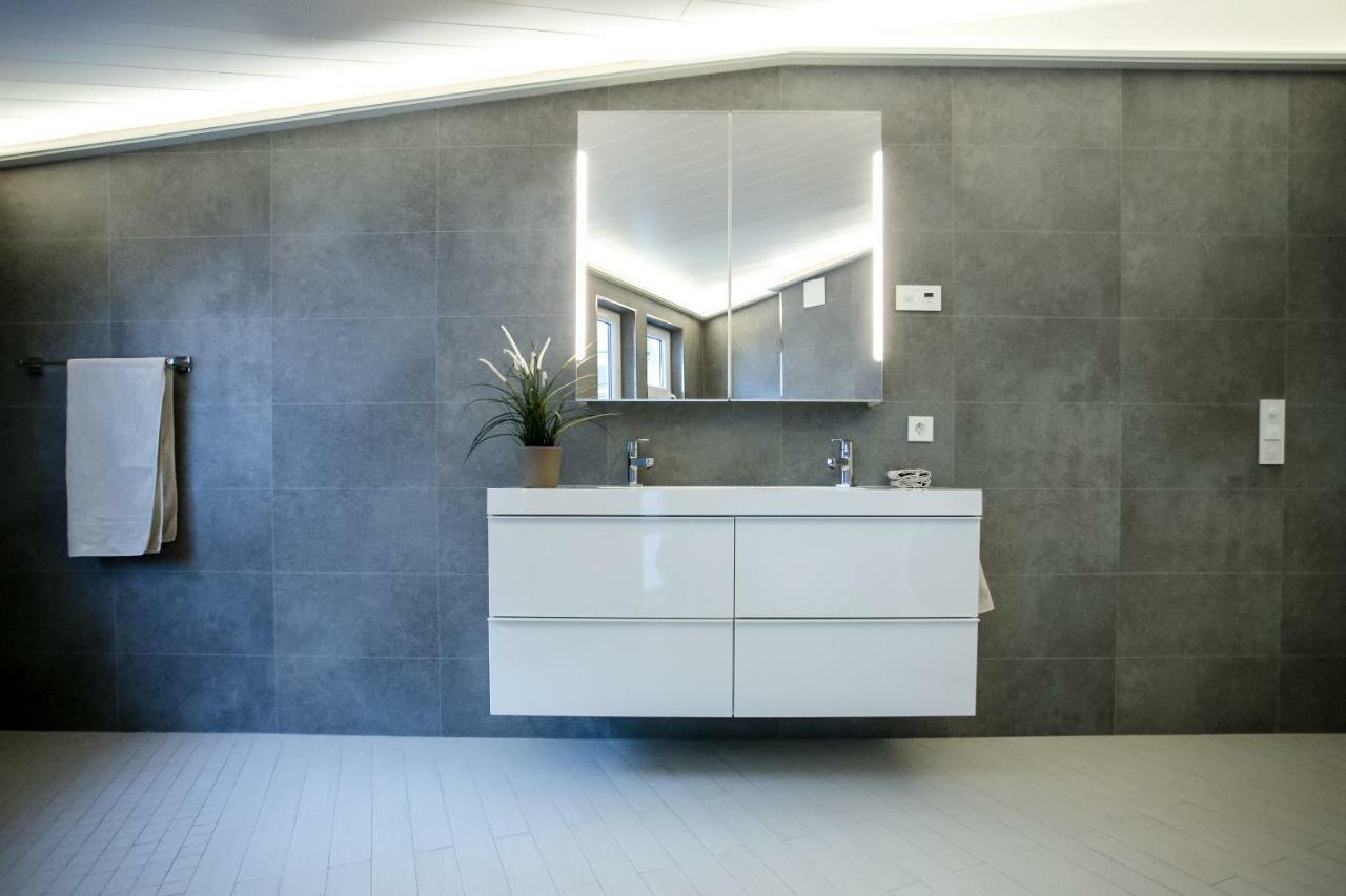Bateau-hôtel Floating 3*